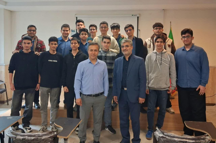 برگزاری کارگاه آشنایی با رشته مهندسی نقشه‌برداری در مؤسسه آموزش عالی جهاددانشگاهی استان گیلان